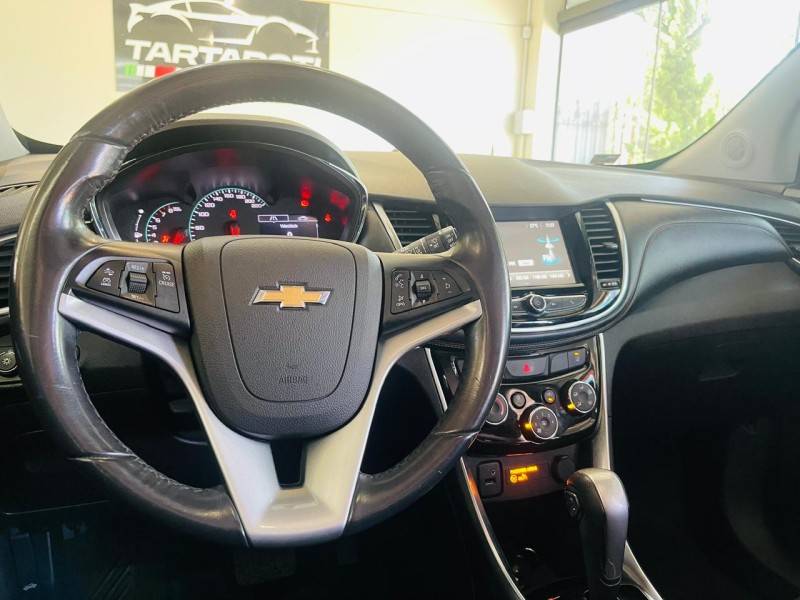 CHEVROLET - TRACKER - 2018/2019 - Preta - R$ 93.990,00