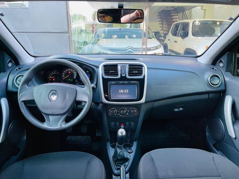 RENAULT - SANDERO - 2018/2019 - Preta - R$ 46.990,00