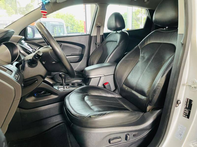 HYUNDAI - IX35 - 2010/2011 - Prata - R$ 65.990,00
