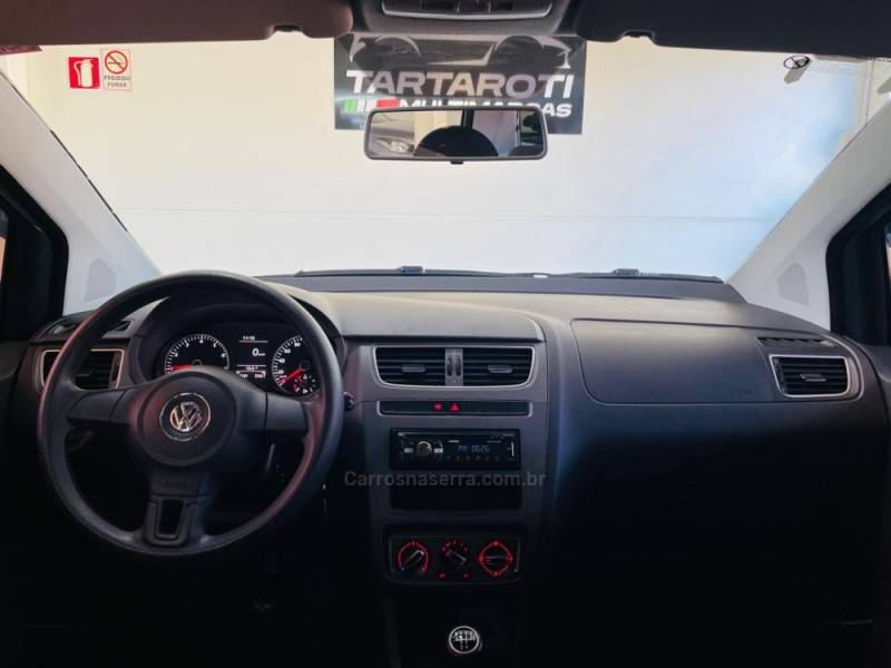 VOLKSWAGEN - FOX - 2014/2014 - Branca - R$ 43.990,00