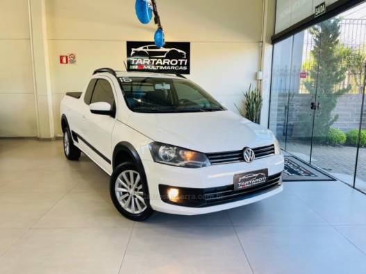 VOLKSWAGEN - SAVEIRO - 2015/2016 - Branca - R$ 51.990,00