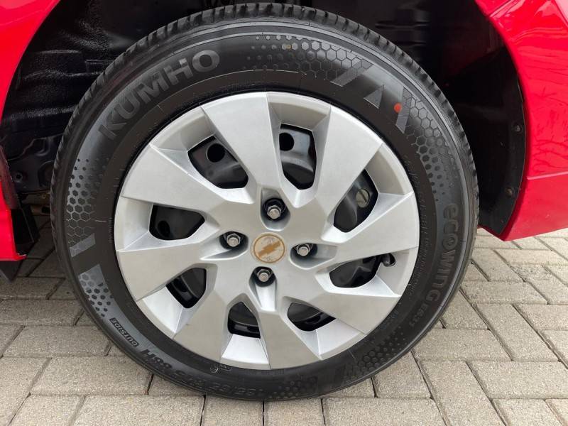 CHEVROLET - PRISMA - 2015/2016 - Vermelha - R$ 57.990,00