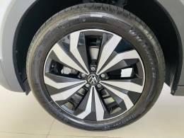 VOLKSWAGEN - T-CROSS - 2024/2025 - Branca - R$ 129.990,00