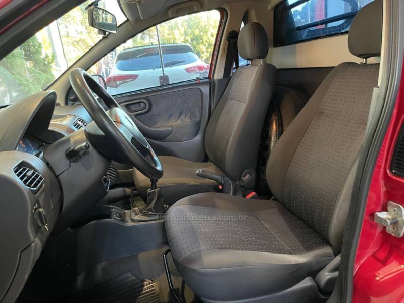 CHEVROLET - MONTANA - 2009/2010 - Vermelha - R$ 37.990,00