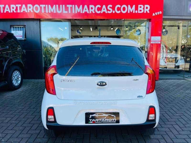 KIA MOTORS - PICANTO - 2015/2016 - Branca - R$ 44.990,00