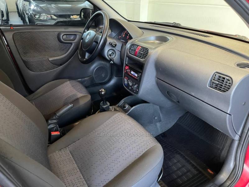 CHEVROLET - MONTANA - 2009/2010 - Vermelha - R$ 37.990,00