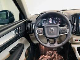 VOLVO - XC 40 - 2019/2020 - Cinza - R$ 159.990,00