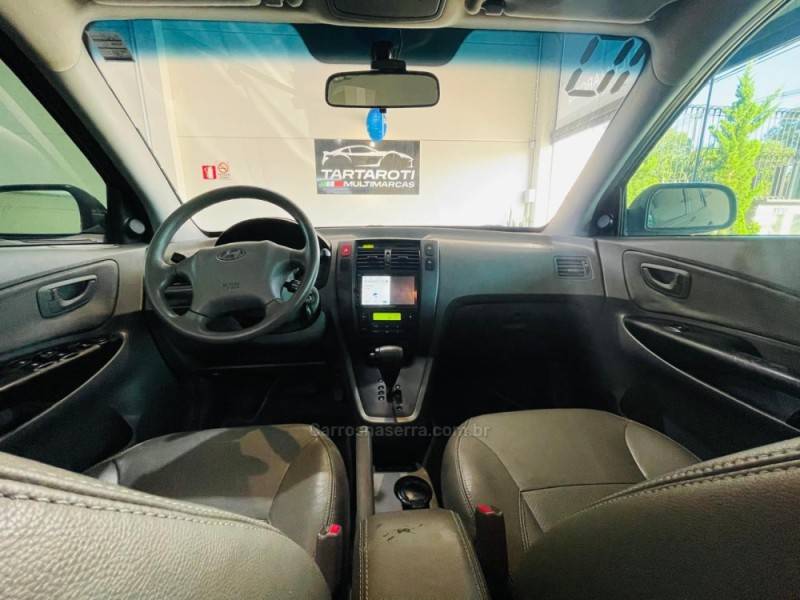 HYUNDAI - TUCSON - 2009/2010 - Preta - R$ 44.990,00