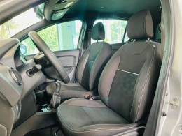 RENAULT - SANDERO - 2021/2022 - Prata - R$ 64.990,00