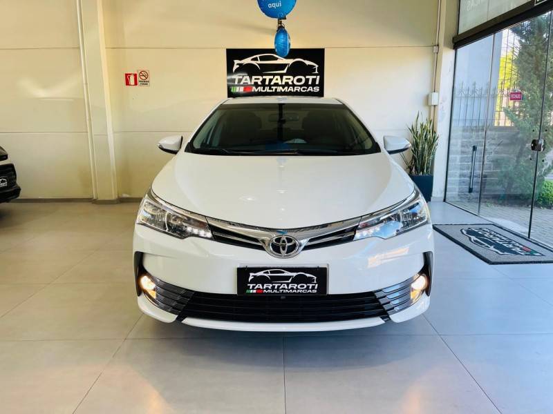 TOYOTA - COROLLA - 2019/2019 - Branca - R$ 108.990,00