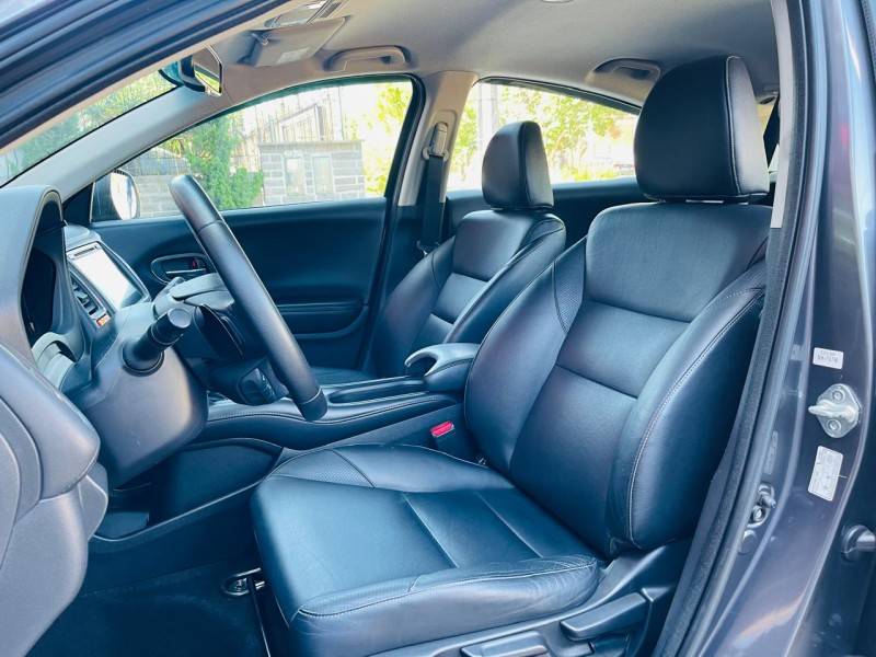 HONDA - HR-V - 2018/2018 - Cinza - R$ 105.990,00