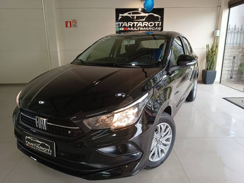 FIAT - CRONOS - 2021/2022 - Preta - R$ 71.990,00