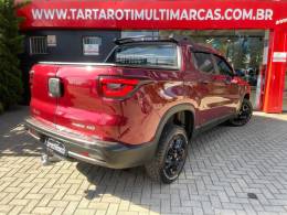 FIAT - TORO - 2017/2018 - Vermelha - R$ 87.990,00