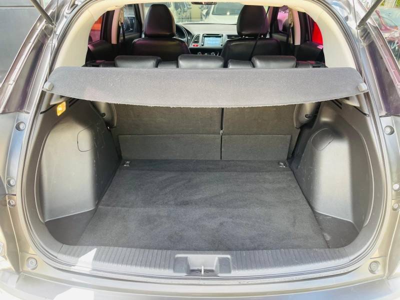 HONDA - HR-V - 2015/2016 - Marrom - R$ 86.990,00