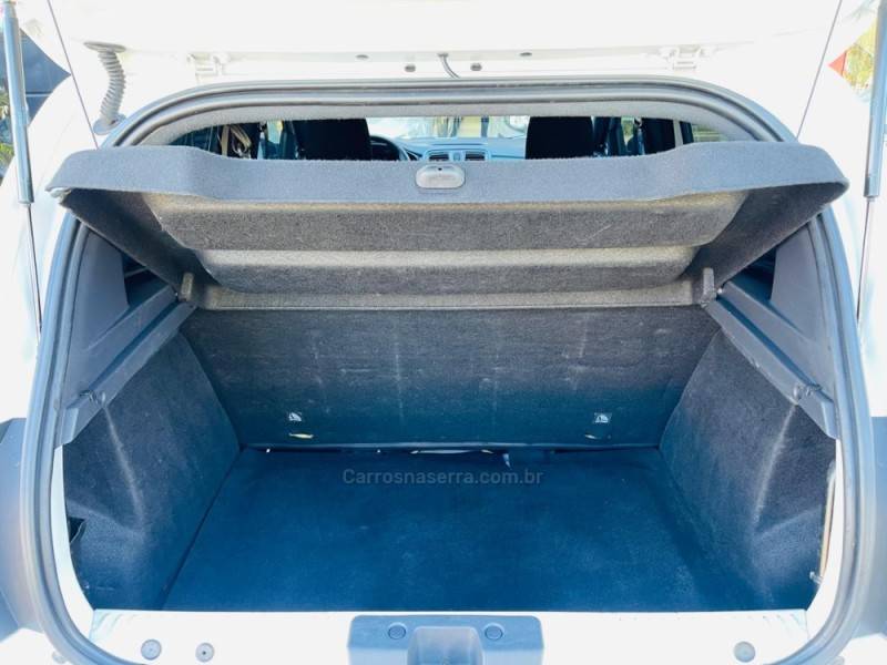RENAULT - SANDERO - 2019/2020 - Branca - R$ 49.990,00
