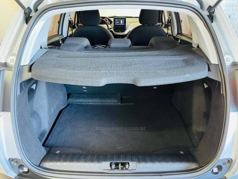 PEUGEOT - 2008 - 2018/2018 - Prata - R$ 57.990,00
