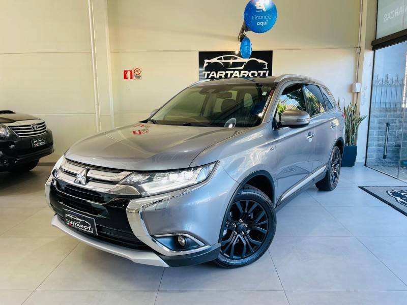 MITSUBISHI - OUTLANDER - 2017/2018 - Cinza - R$ 128.990,00