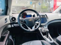 CHEVROLET - SONIC - 2013/2013 - Branca - R$ 43.990,00