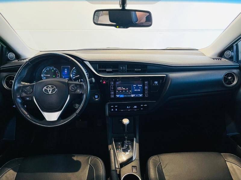 TOYOTA - COROLLA - 2019/2019 - Branca - R$ 108.990,00