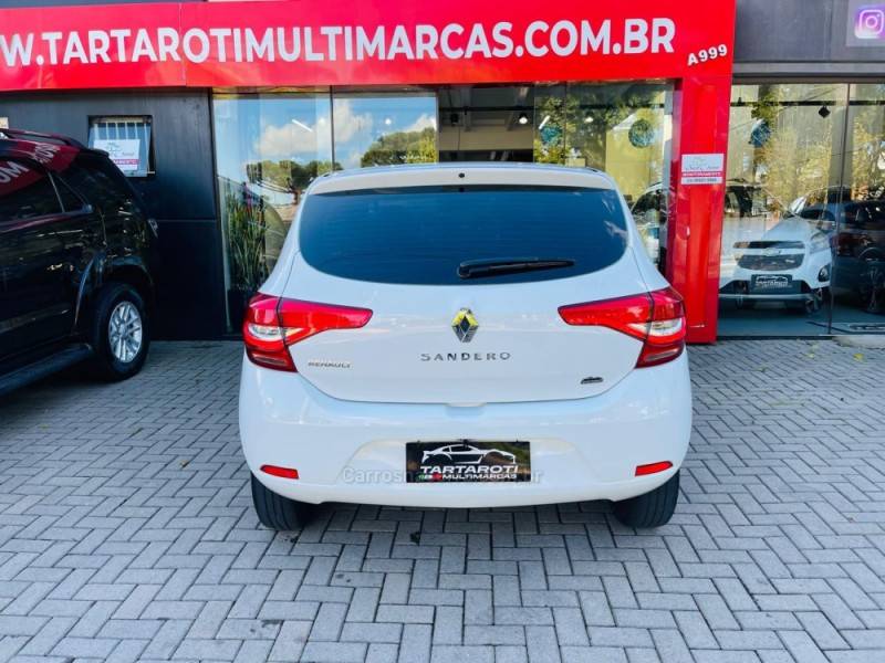 RENAULT - SANDERO - 2019/2020 - Branca - R$ 49.990,00