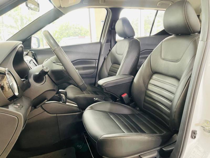 NISSAN - KICKS - 2020/2021 - Branca - R$ 96.990,00
