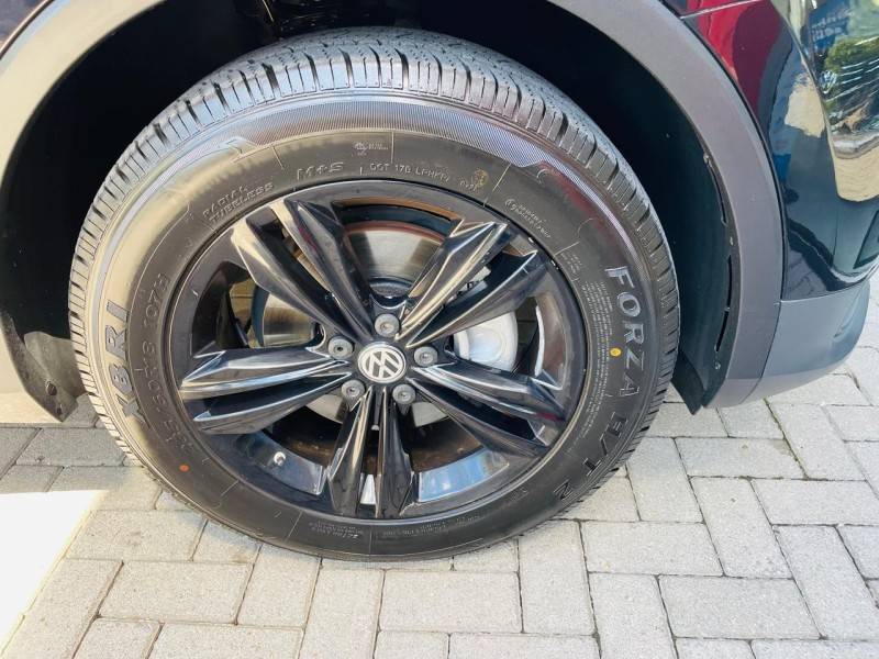VOLKSWAGEN - TIGUAN - 2019/2019 - Preta - R$ 114.990,00