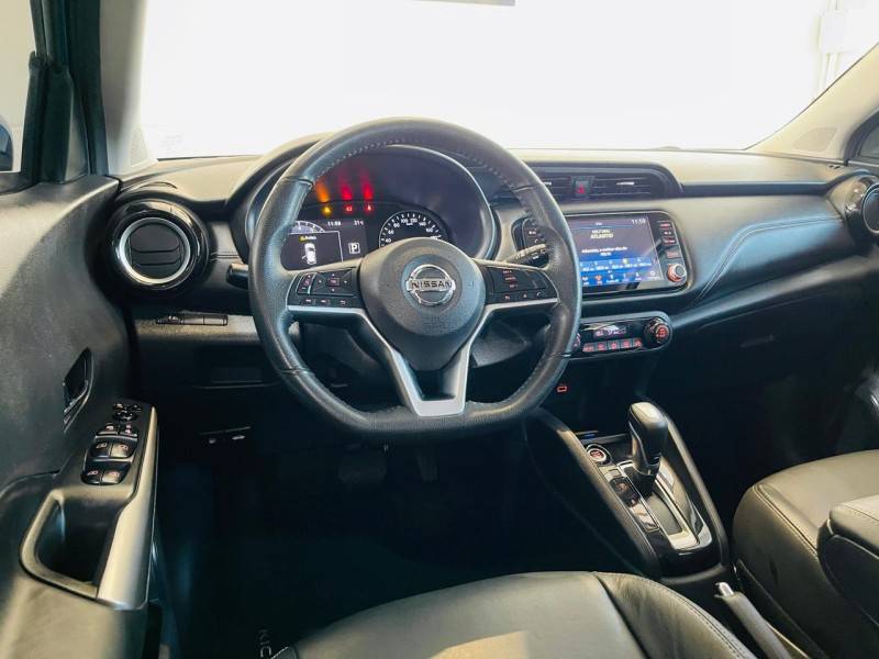 NISSAN - KICKS - 2021/2022 - Azul - R$ 105.990,00