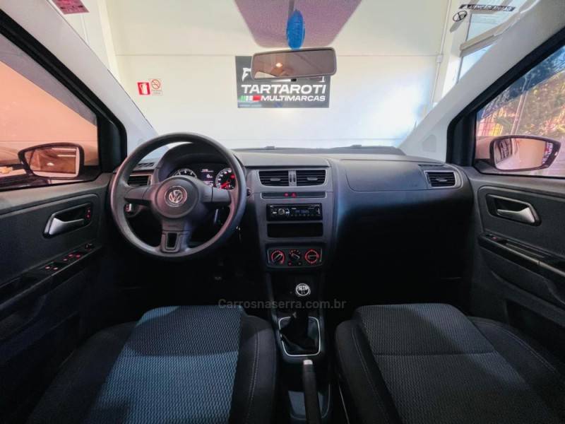 VOLKSWAGEN - FOX - 2014/2014 - Branca - R$ 43.990,00