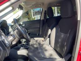 FIAT - TORO - 2017/2018 - Vermelha - R$ 87.990,00