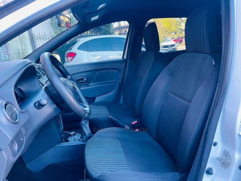 RENAULT - SANDERO - 2019/2020 - Branca - R$ 49.990,00