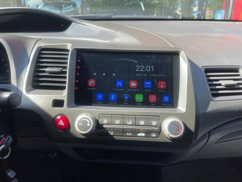 HONDA - CIVIC - 2010/2011 - Prata - R$ 54.990,00