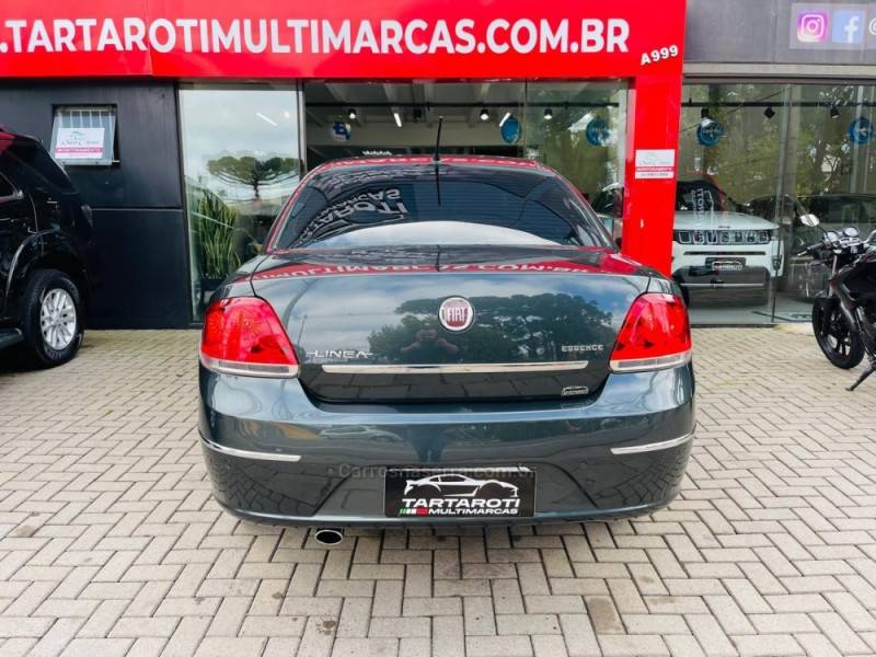 FIAT - LINEA - 2011/2012 - Cinza - R$ 32.990,00