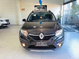 RENAULT - SANDERO - 2018/2019 - Preta - R$ 58.990,00