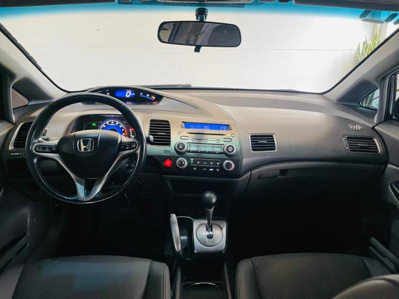 HONDA - CIVIC - 2010/2010 - Preta - R$ 56.990,00