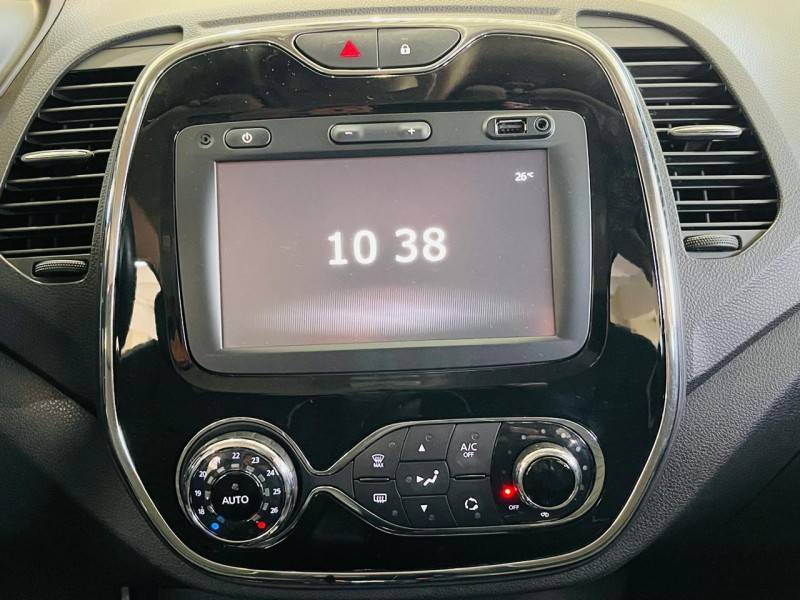 RENAULT - CAPTUR - 2017/2018 - Branca - R$ 76.990,00