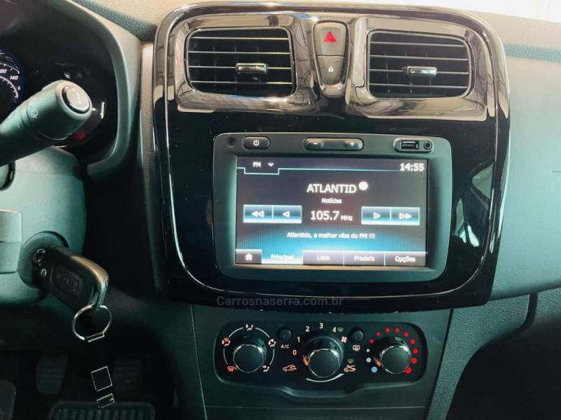 RENAULT - SANDERO - 2021/2022 - Prata - R$ 64.990,00
