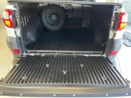 FIAT - STRADA - 2014/2015 - Branca - R$ 53.990,00