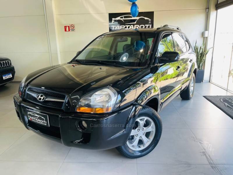 HYUNDAI - TUCSON - 2009/2010 - Preta - R$ 44.990,00