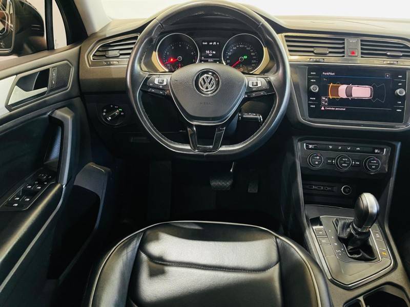 VOLKSWAGEN - TIGUAN - 2019/2019 - Preta - R$ 115.990,00