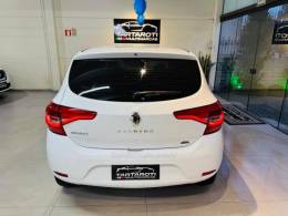 RENAULT - SANDERO - 2019/2020 - Branca - R$ 49.990,00