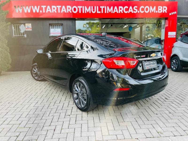 CHEVROLET - CRUZE - 2016/2017 - Preta - R$ 86.990,00