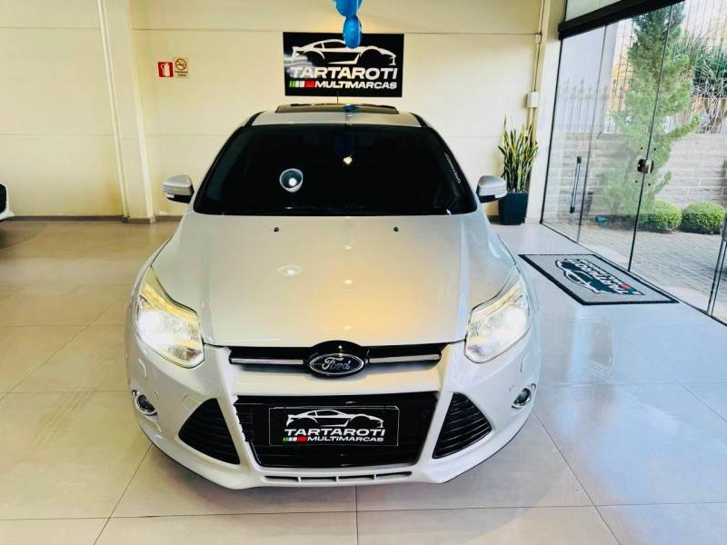 FORD - FOCUS - 2014/2014 - Prata - R$ 59.990,00