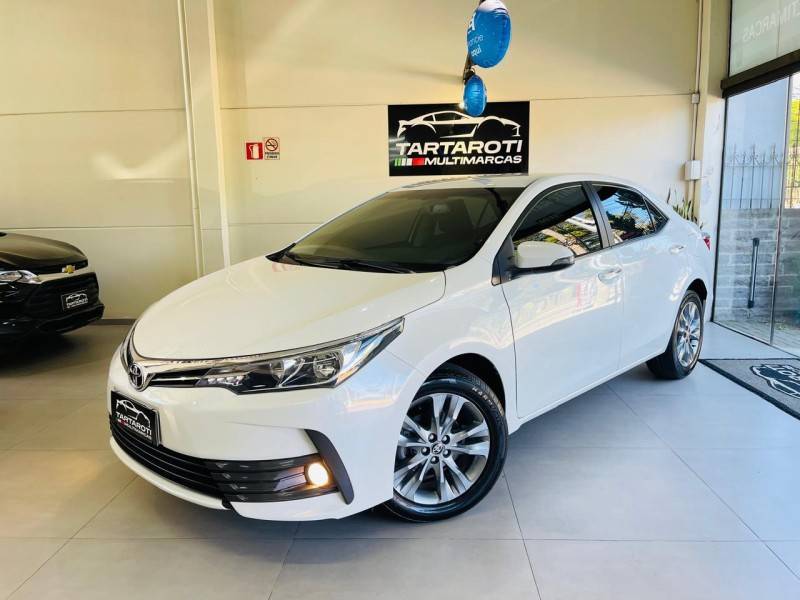 TOYOTA - COROLLA - 2019/2019 - Branca - R$ 108.990,00