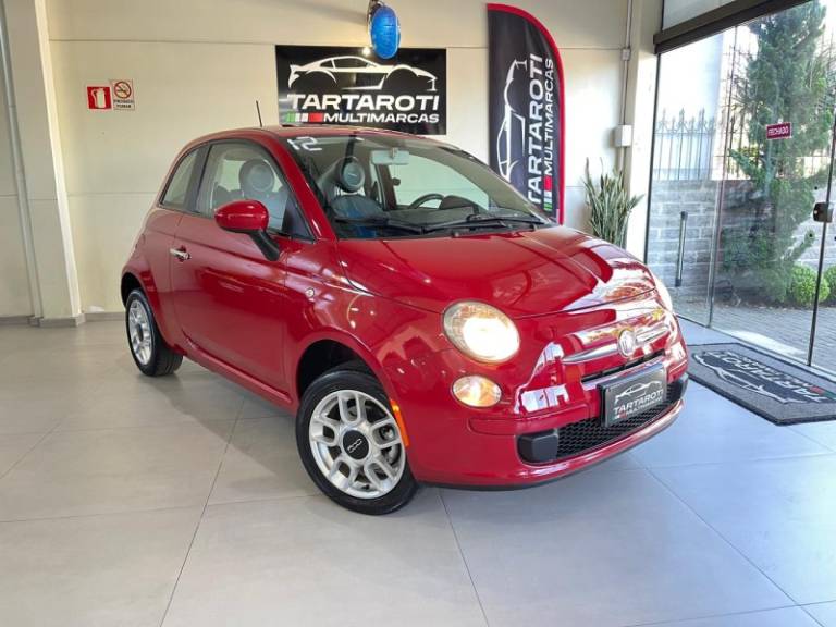 FIAT - 500 - 2011/2012 - Vermelha - R$ 44.990,00