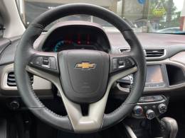CHEVROLET - PRISMA - 2015/2016 - Vermelha - R$ 57.990,00