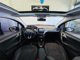 PEUGEOT - 208 - 2014/2015 - Marrom - R$ 50.990,00