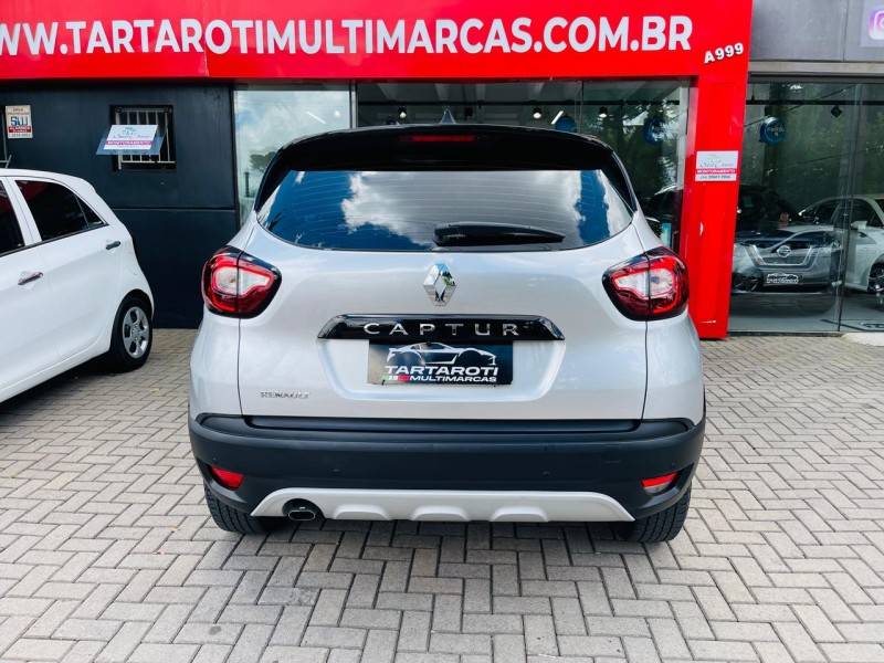 RENAULT - CAPTUR - 2019/2020 - Prata - R$ 74.990,00