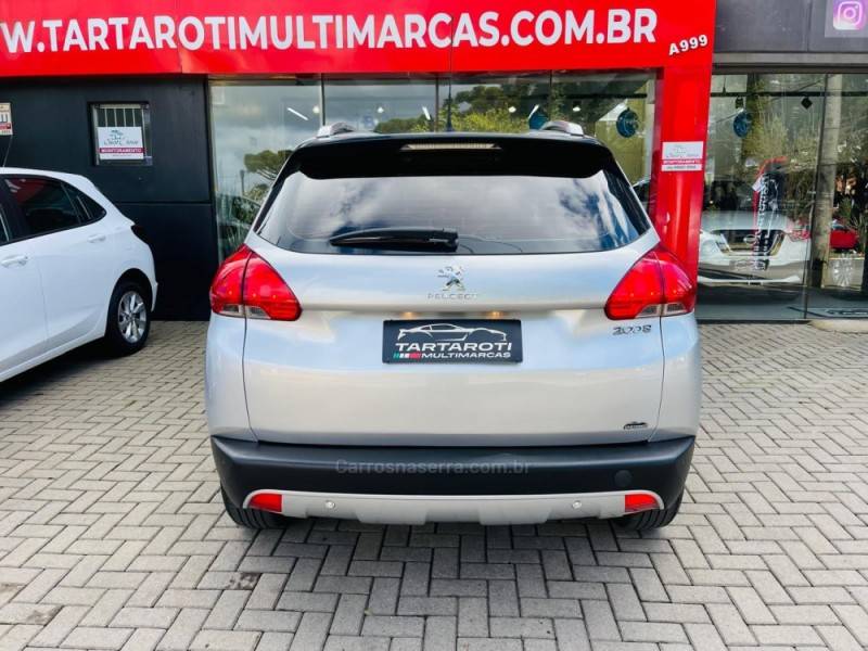 PEUGEOT - 2008 - 2018/2018 - Prata - R$ 57.990,00