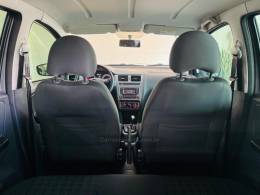 VOLKSWAGEN - FOX - 2015/2016 - Prata - R$ 52.990,00