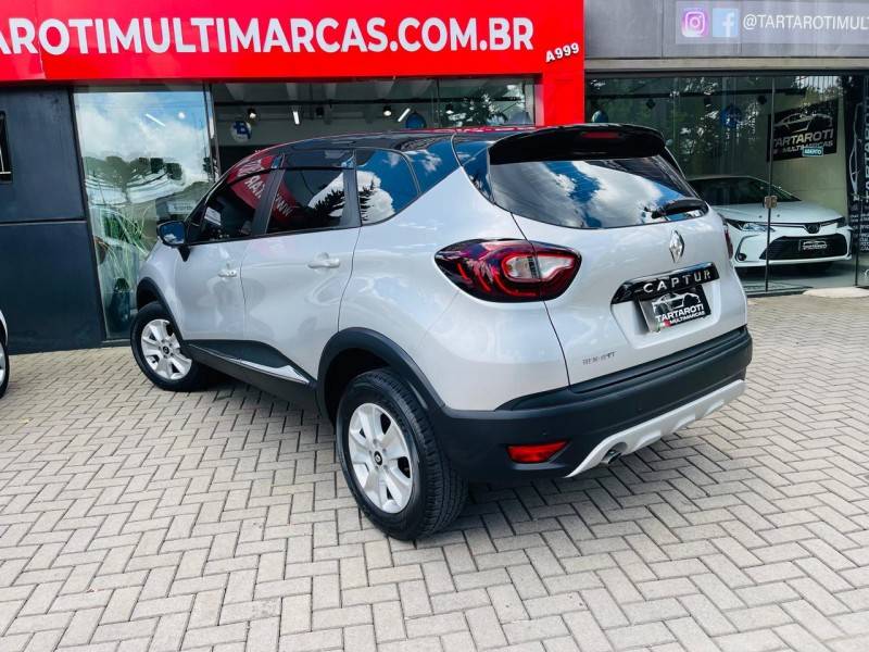 RENAULT - CAPTUR - 2019/2020 - Prata - R$ 74.990,00